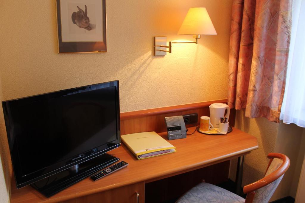 Hotel Luga Neurenberg Kamer foto