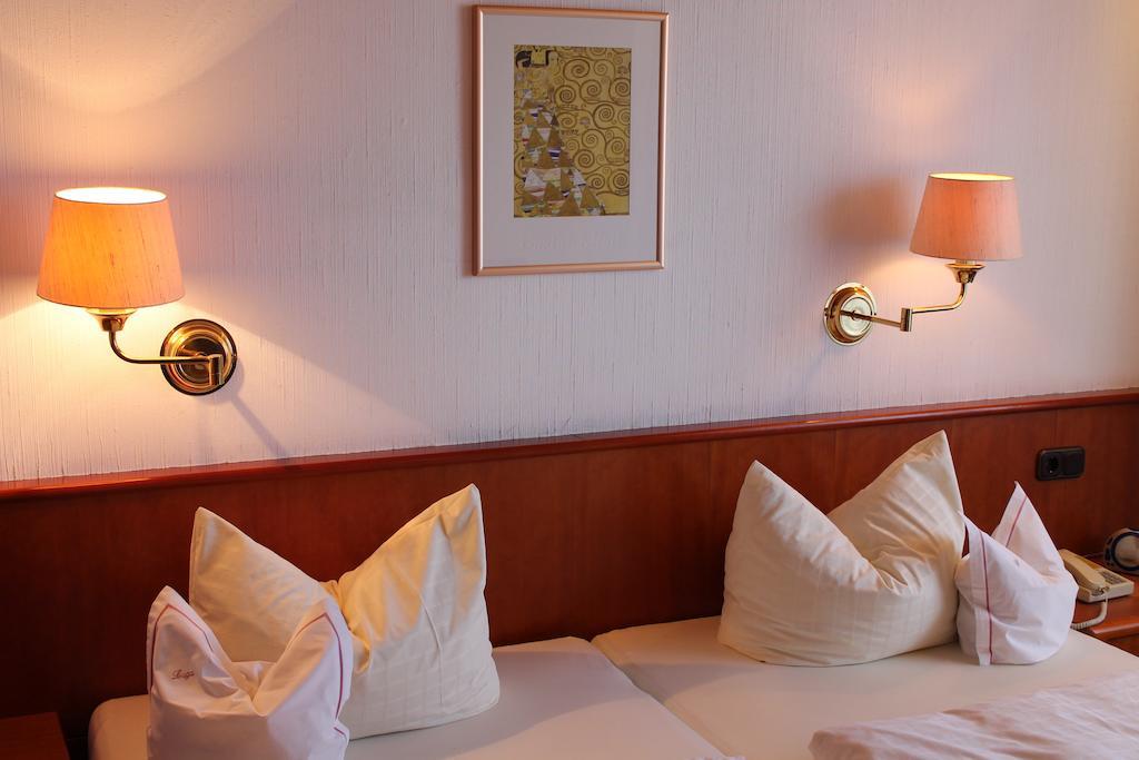 Hotel Luga Neurenberg Buitenkant foto